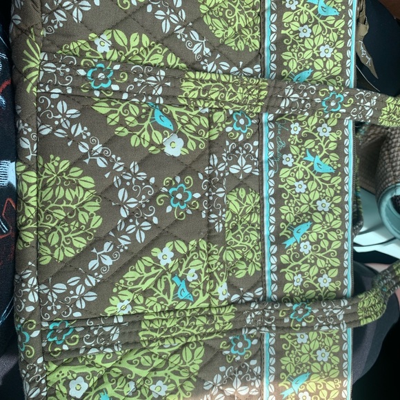 Vera Bradley multi-colored pocketbook - Picture 2 of 6